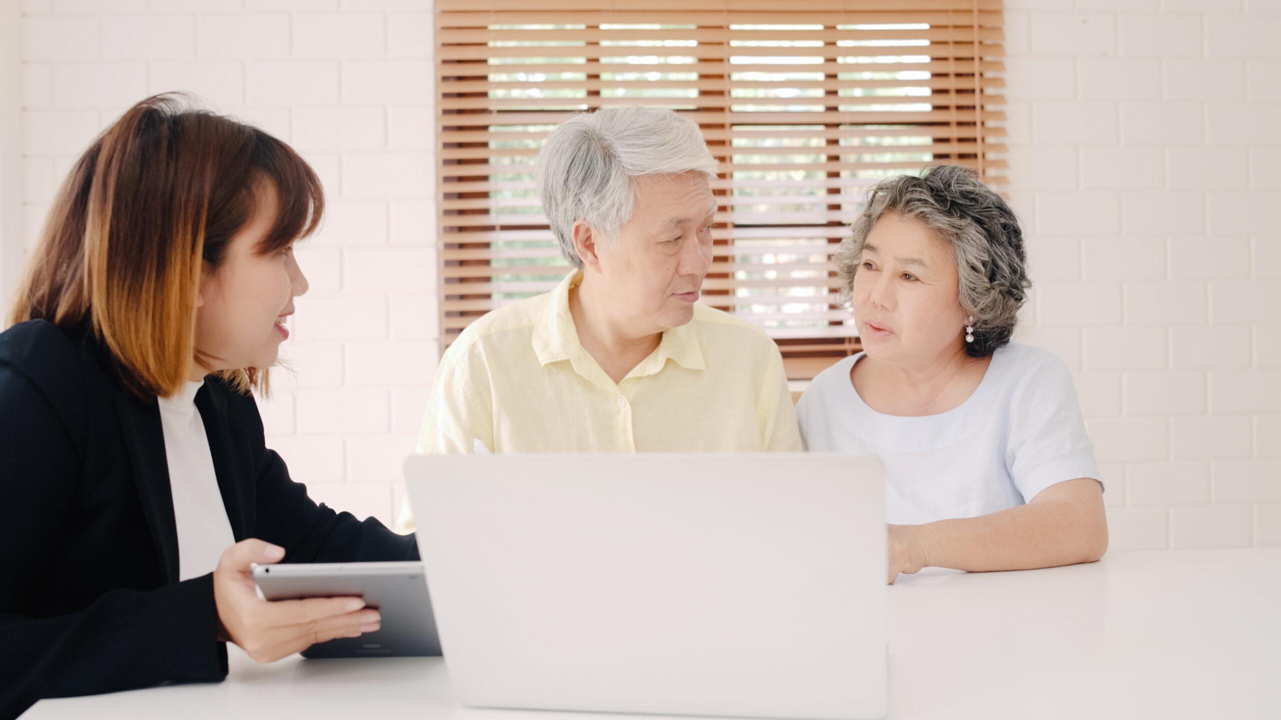 Couple discusses insurance options